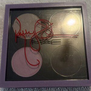 MAC Eye Shadow x 4 ~ Bloody Brilliant Quad